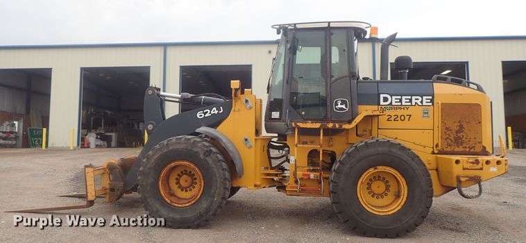 image for item DE0699 2005 John Deere 624J  wheel loader