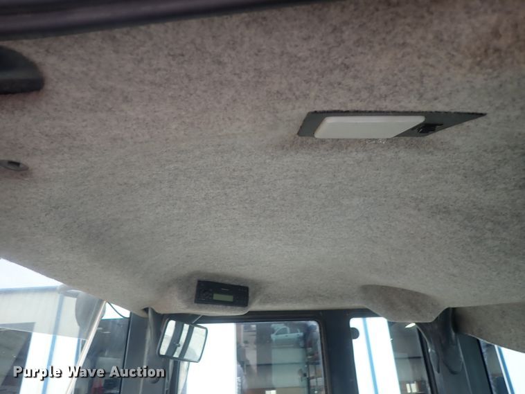 image for item DE0699 2005 John Deere 624J  wheel loader