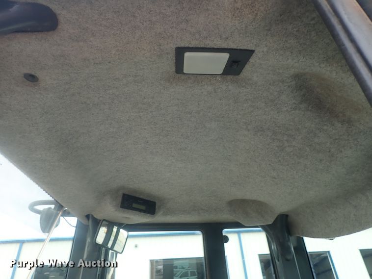 image for item DE0699 2005 John Deere 624J  wheel loader