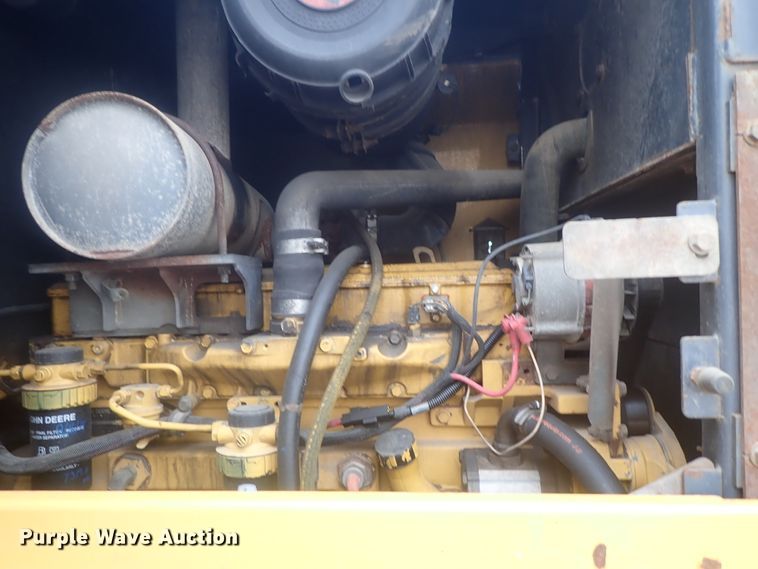 image for item DE0699 2005 John Deere 624J  wheel loader