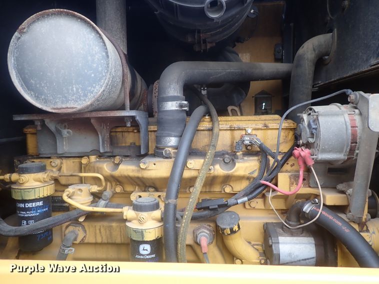 image for item DE0699 2005 John Deere 624J  wheel loader