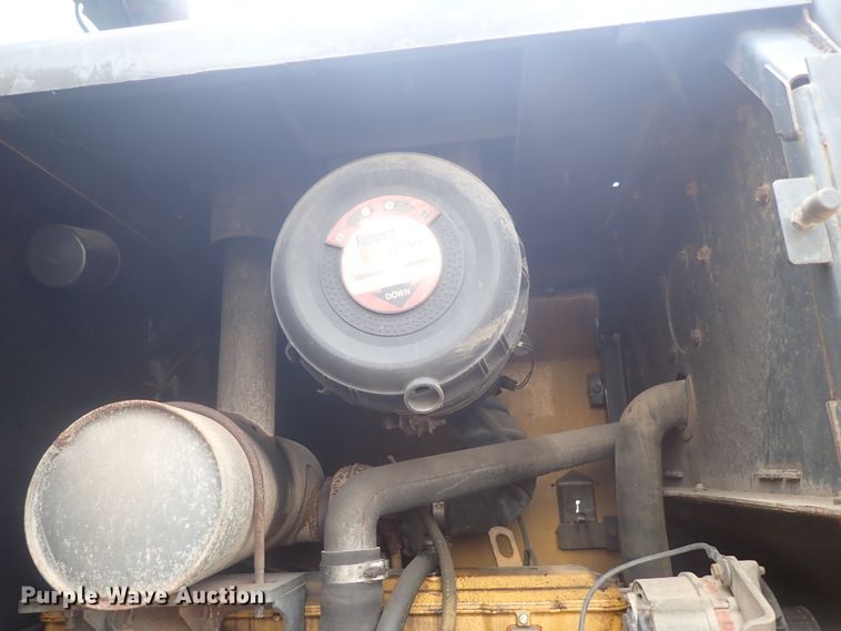 image for item DE0699 2005 John Deere 624J  wheel loader