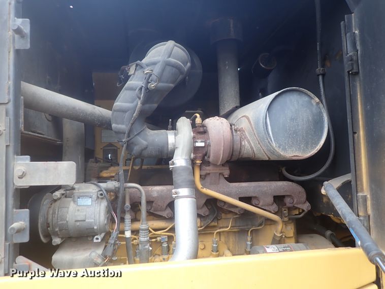 image for item DE0699 2005 John Deere 624J  wheel loader