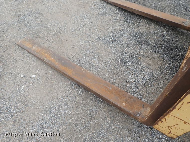 image for item DE0699 2005 John Deere 624J  wheel loader