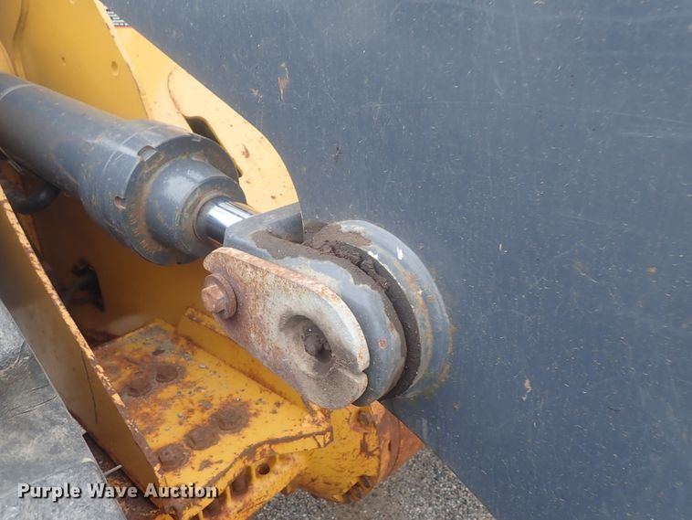 image for item DE0699 2005 John Deere 624J  wheel loader