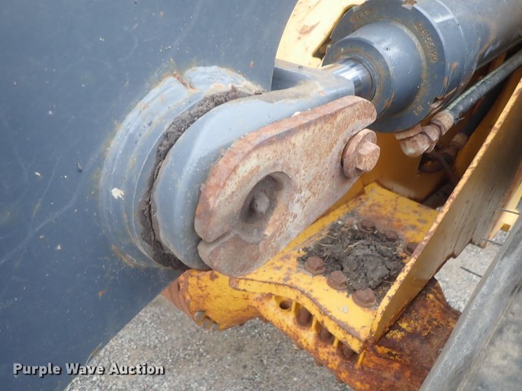 image for item DE0699 2005 John Deere 624J  wheel loader