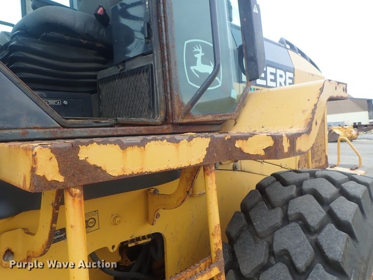 image for item DE0699 2005 John Deere 624J  wheel loader