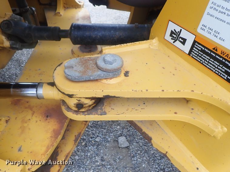 image for item DE0699 2005 John Deere 624J  wheel loader