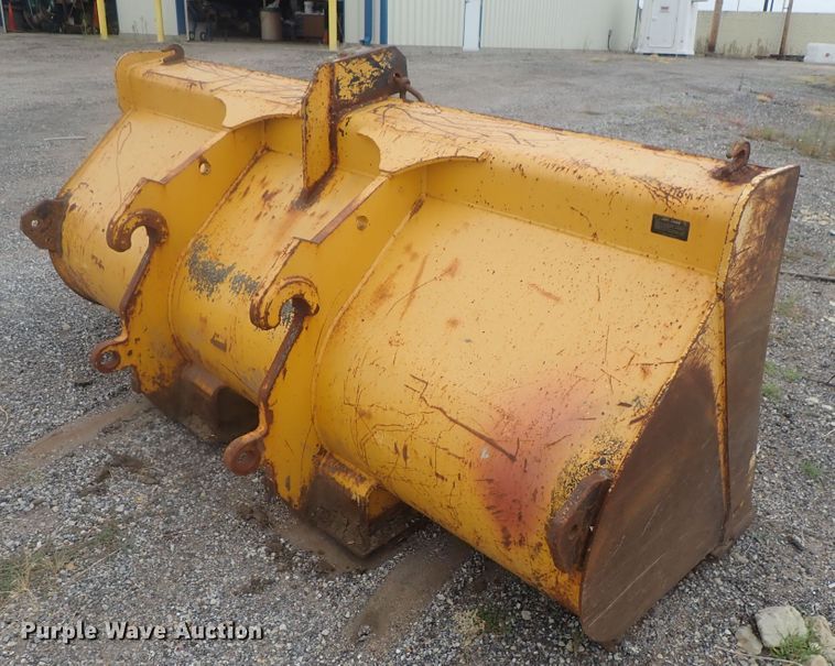 image for item DE0699 2005 John Deere 624J  wheel loader