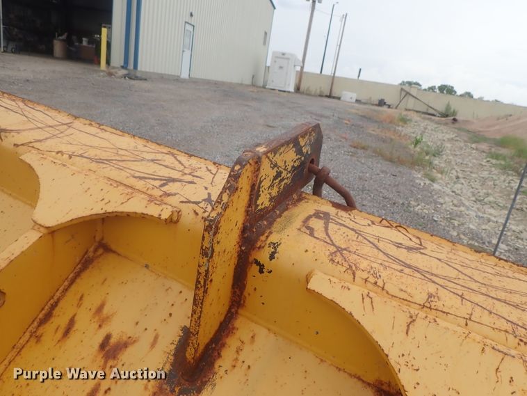 image for item DE0699 2005 John Deere 624J  wheel loader