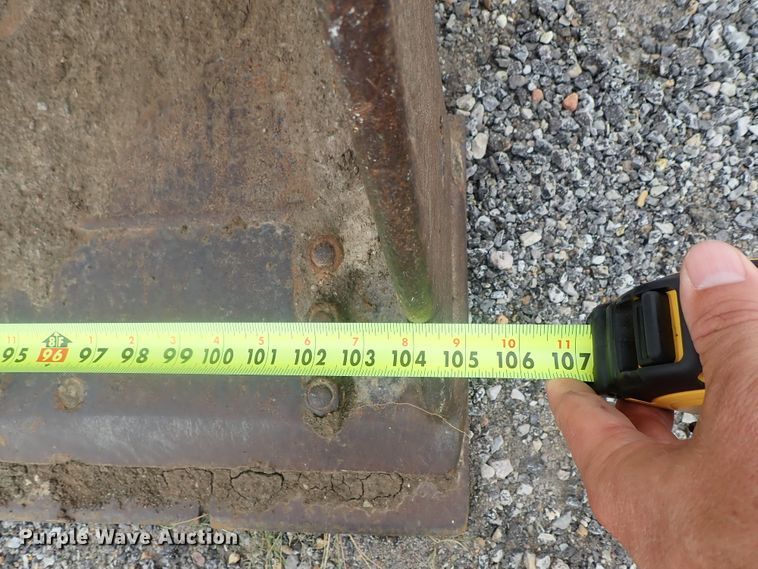 image for item DE0699 2005 John Deere 624J  wheel loader