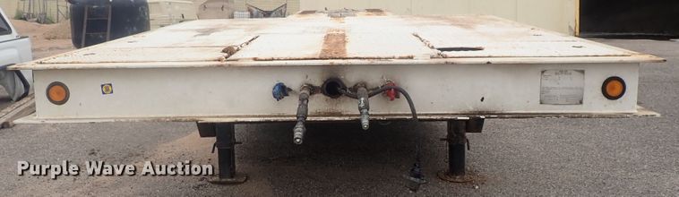 image for item DE0704 2001 Trail-Eze TE70HT46-2 drop deck equipment trailer