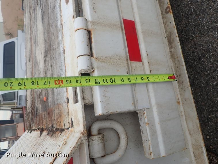 image for item DE0704 2001 Trail-Eze TE70HT46-2 drop deck equipment trailer