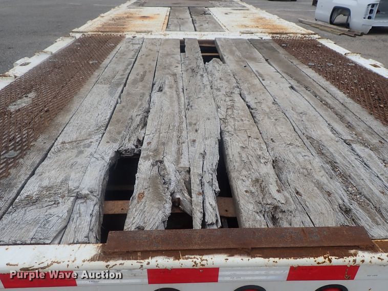 image for item DE0704 2001 Trail-Eze TE70HT46-2 drop deck equipment trailer