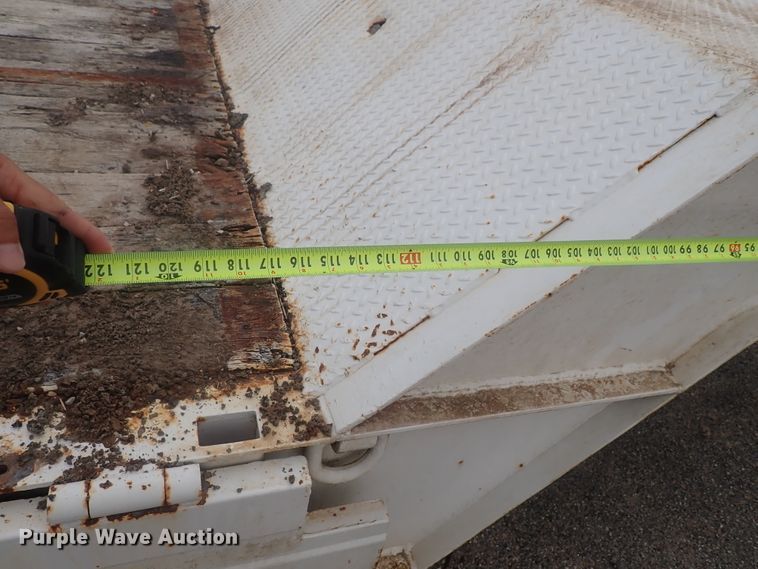 image for item DE0704 2001 Trail-Eze TE70HT46-2 drop deck equipment trailer