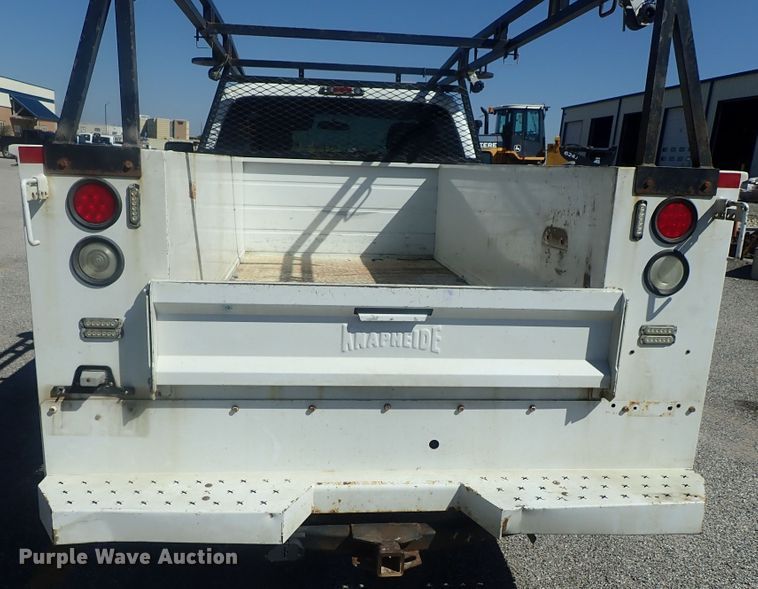 image for item DE0709 2016 Ford F250 Super Duty  utility bed pickup truck