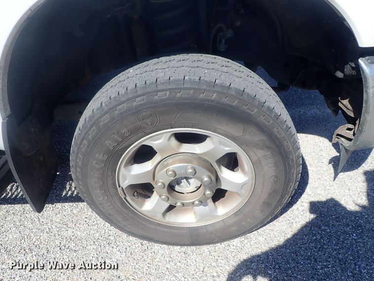 image for item DE0709 2016 Ford F250 Super Duty  utility bed pickup truck