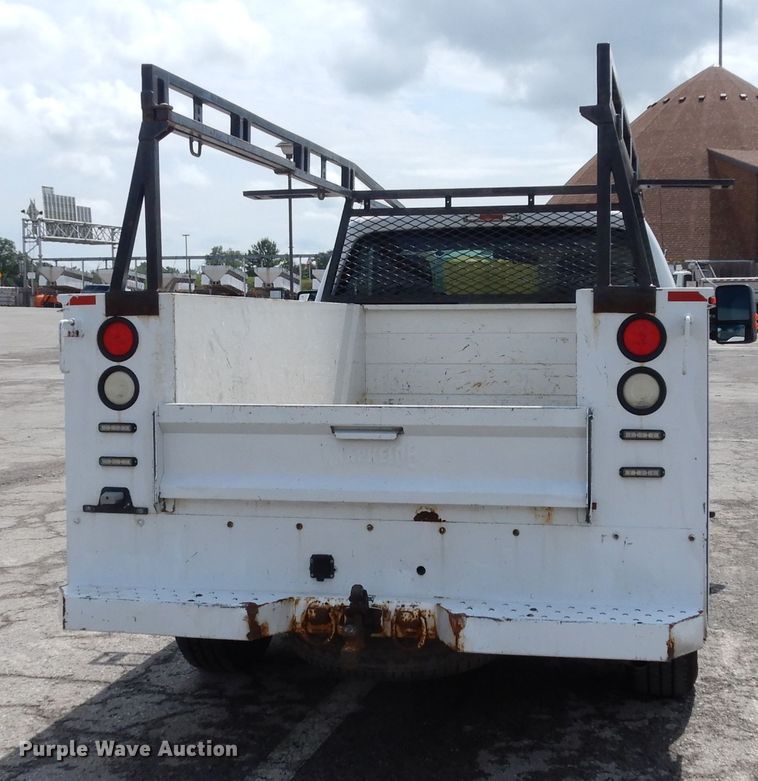 image for item DJ4443 2013 Ford F250 Super Duty  utility bed pickup truck