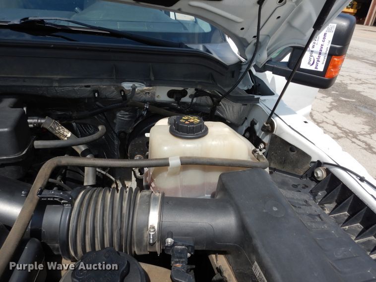 image for item DJ4443 2013 Ford F250 Super Duty  utility bed pickup truck