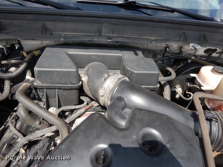 image for item DJ4443 2013 Ford F250 Super Duty  utility bed pickup truck