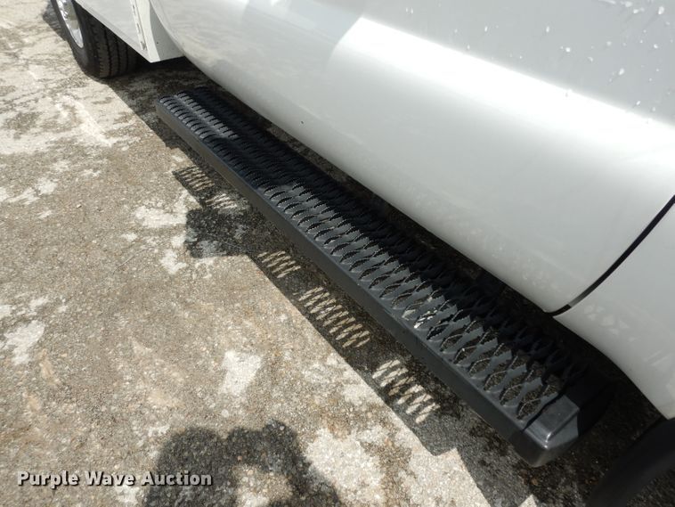 image for item DJ4443 2013 Ford F250 Super Duty  utility bed pickup truck