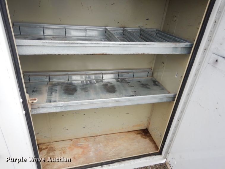 image for item DJ4443 2013 Ford F250 Super Duty  utility bed pickup truck