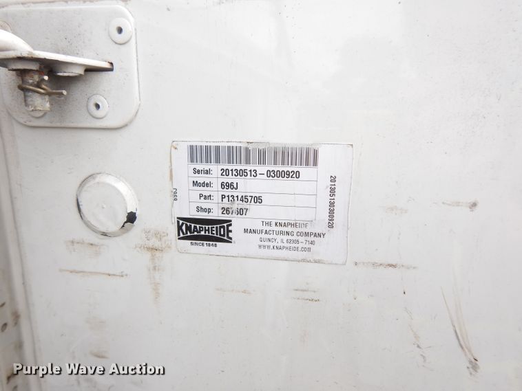 image for item DJ4443 2013 Ford F250 Super Duty  utility bed pickup truck