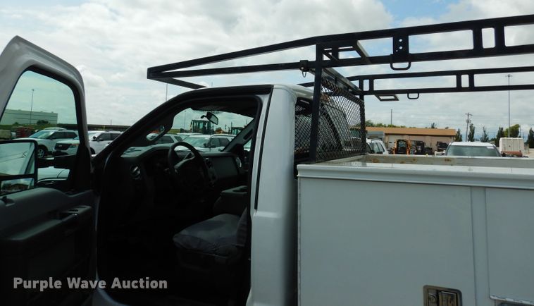 image for item DJ4443 2013 Ford F250 Super Duty  utility bed pickup truck