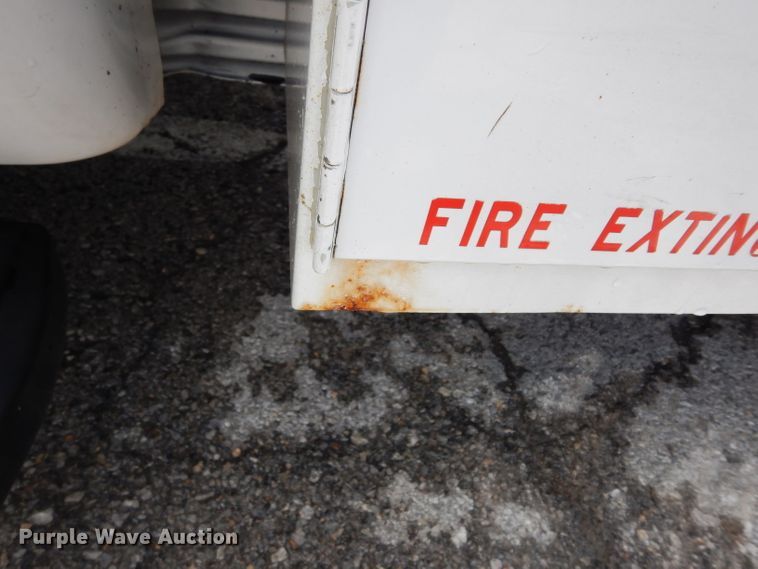 image for item DJ4443 2013 Ford F250 Super Duty  utility bed pickup truck