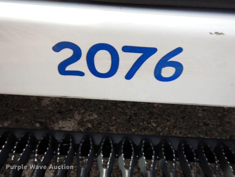 image for item DJ4443 2013 Ford F250 Super Duty  utility bed pickup truck