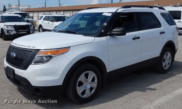 image for item DJ4444 2015 Ford Explorer Police Interceptor  SUV