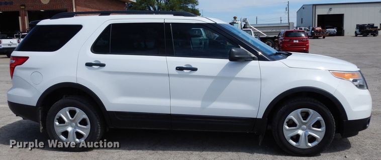 image for item DJ4444 2015 Ford Explorer Police Interceptor  SUV