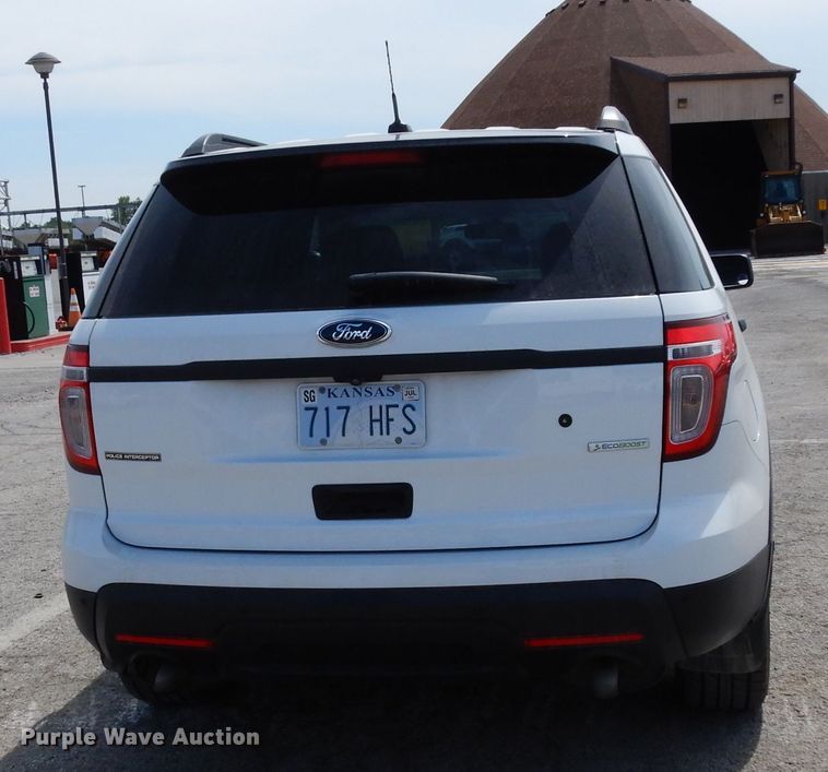 image for item DJ4444 2015 Ford Explorer Police Interceptor  SUV