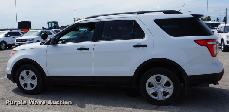 image for item DJ4444 2015 Ford Explorer Police Interceptor  SUV