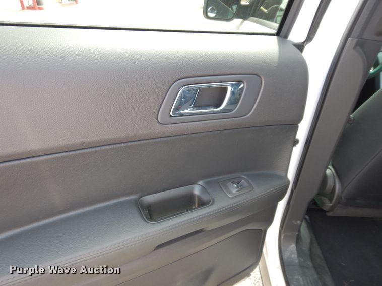 image for item DJ4444 2015 Ford Explorer Police Interceptor  SUV