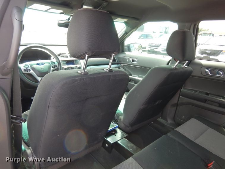 image for item DJ4444 2015 Ford Explorer Police Interceptor  SUV