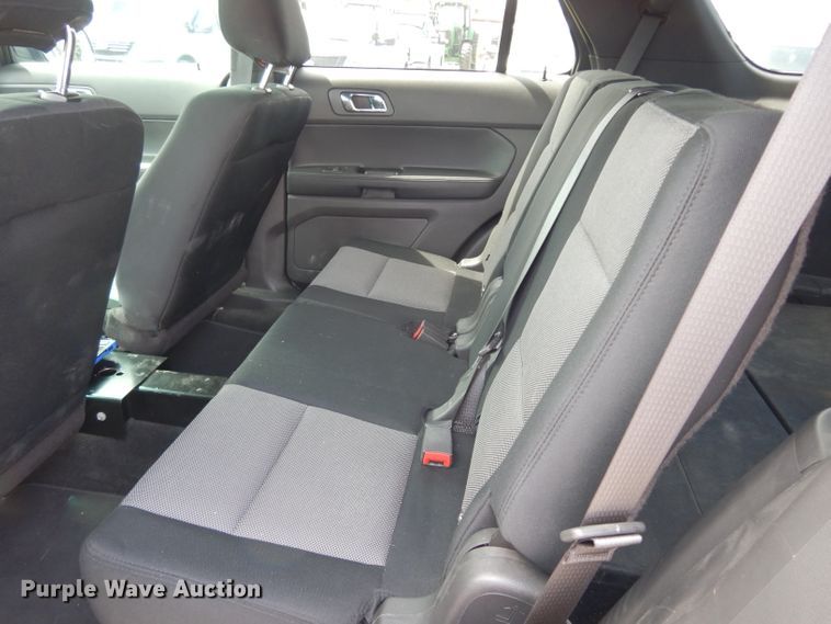 image for item DJ4444 2015 Ford Explorer Police Interceptor  SUV