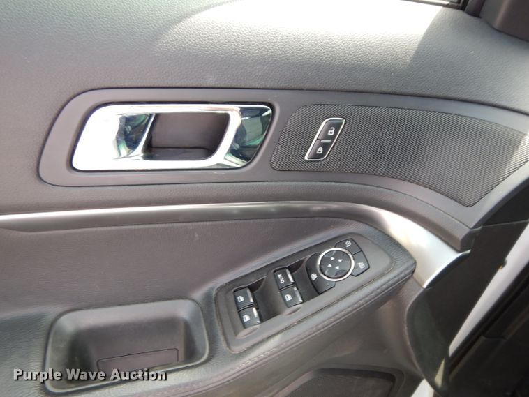 image for item DJ4444 2015 Ford Explorer Police Interceptor  SUV