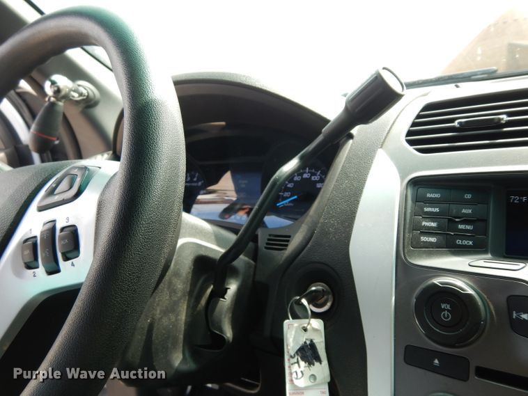 image for item DJ4444 2015 Ford Explorer Police Interceptor  SUV