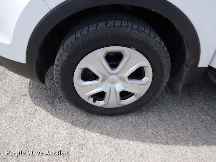 image for item DJ4444 2015 Ford Explorer Police Interceptor  SUV