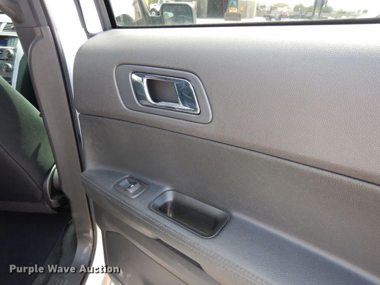 image for item DJ4444 2015 Ford Explorer Police Interceptor  SUV