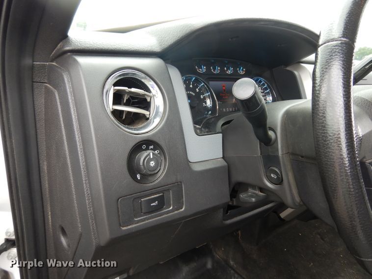 image for item DJ4451 2013 Ford F150  SuperCrew pickup truck