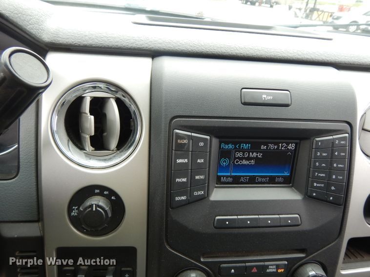 image for item DJ4451 2013 Ford F150  SuperCrew pickup truck