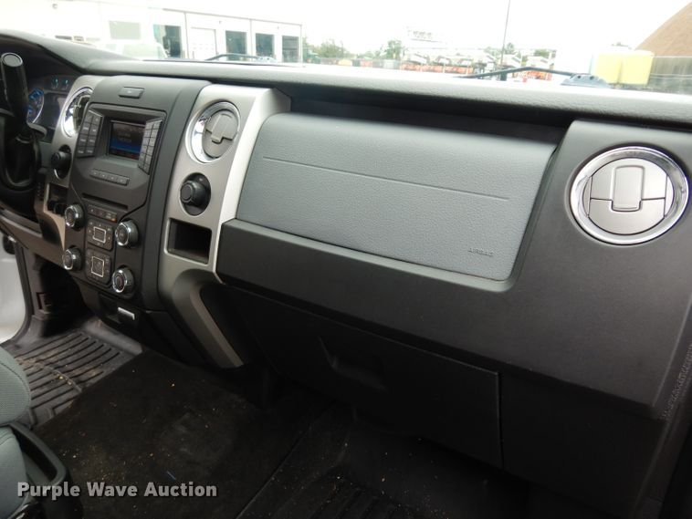 image for item DJ4451 2013 Ford F150  SuperCrew pickup truck