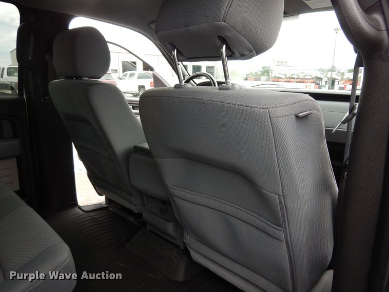 image for item DJ4451 2013 Ford F150  SuperCrew pickup truck