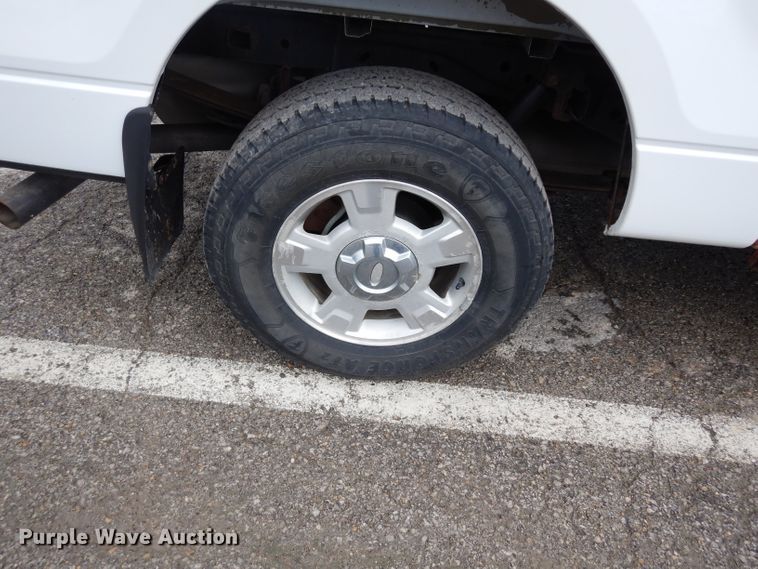 image for item DJ4451 2013 Ford F150  SuperCrew pickup truck