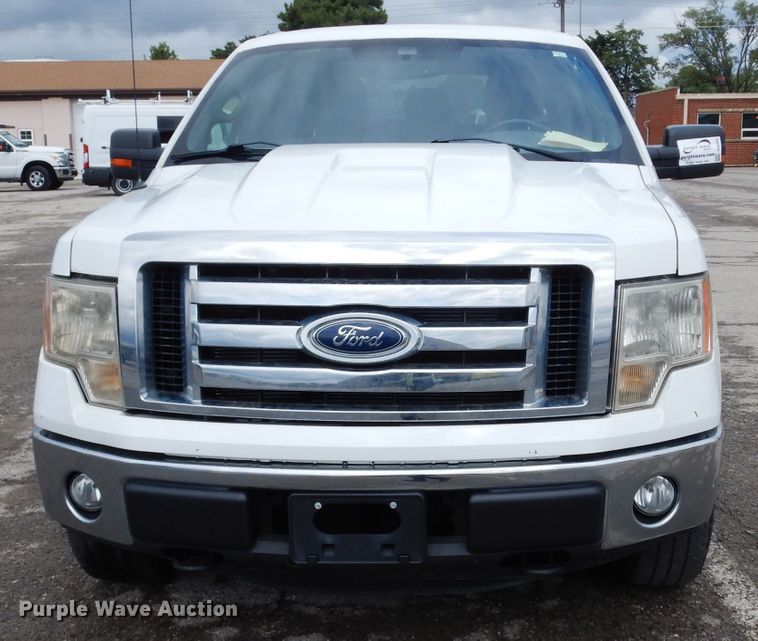 image for item DJ4452 2011 Ford F150  SuperCrew pickup truck