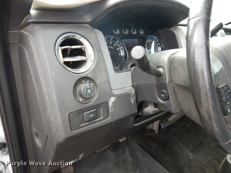 image for item DJ4452 2011 Ford F150  SuperCrew pickup truck