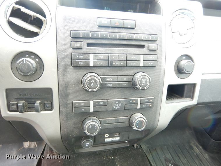 image for item DJ4452 2011 Ford F150  SuperCrew pickup truck