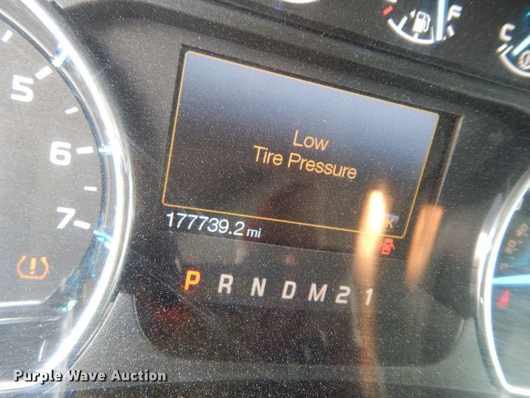 image for item DJ4452 2011 Ford F150  SuperCrew pickup truck